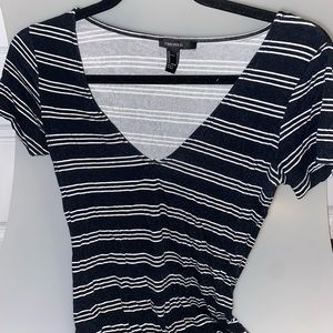 Short sleeve bodysuit